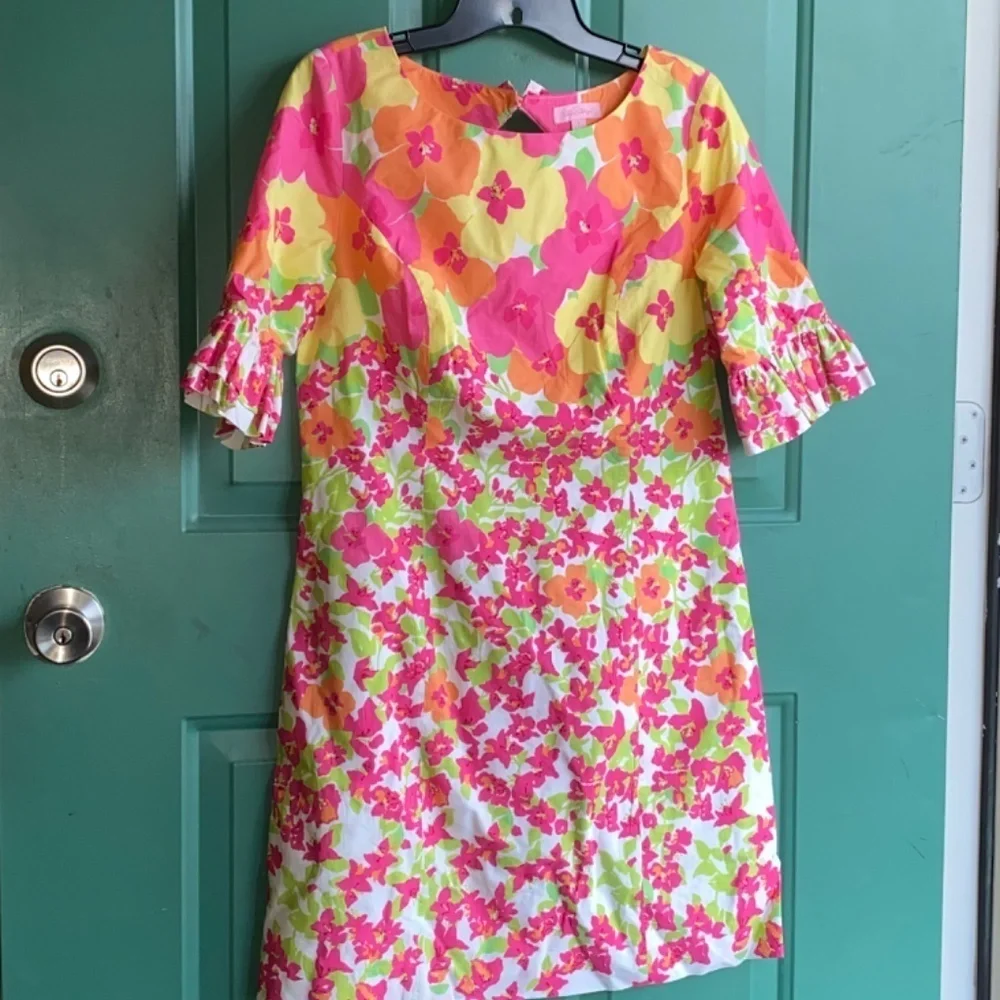 Lilly Pulitzer size 4 dress excellent condition